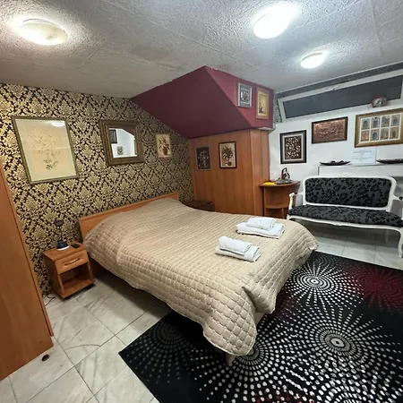 호텔 Mini Hotel-bohemi 2*