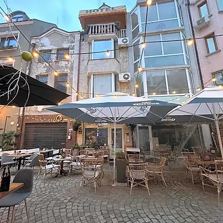 Хотел Mini Hotel-bohemi 2*