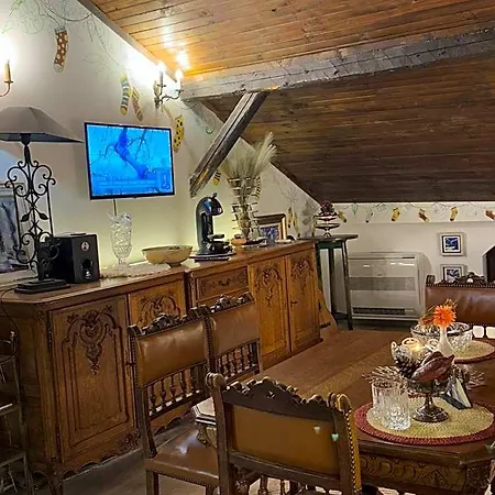 Mini Hotel-bohemi Хотел 2*