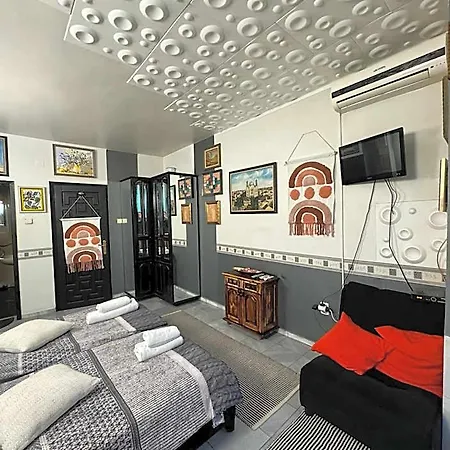 Хотел Mini Hotel-bohemi 2*